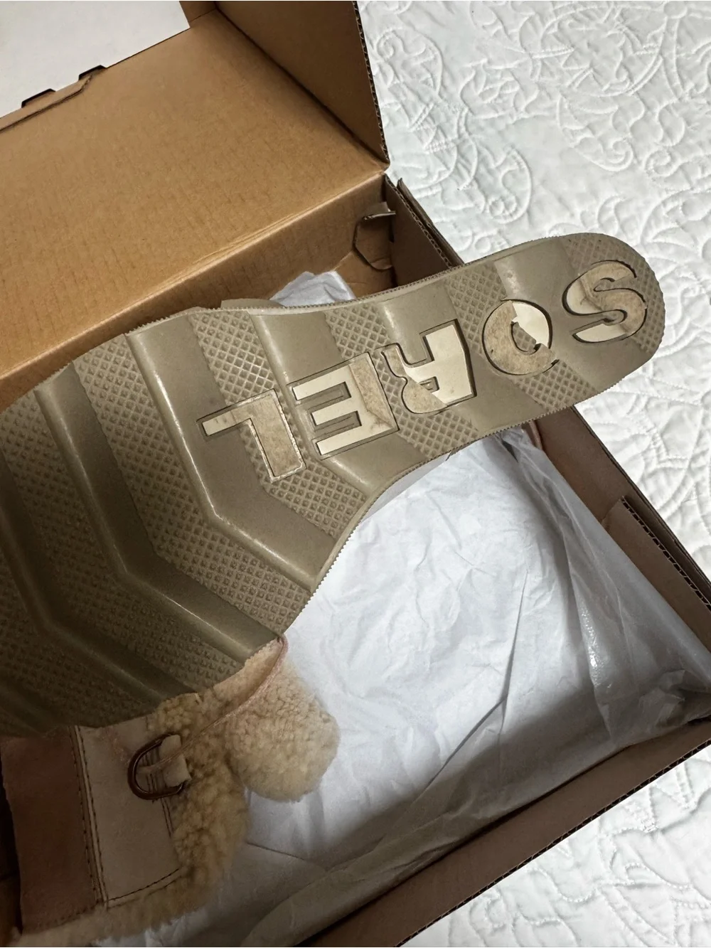 Sorel Women's Cream and Tan Shearling Lace-Up Winter Boots